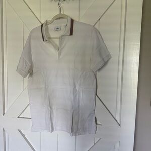Burberry White Polo Shirt with Textured Fabric and Relaxed Fit